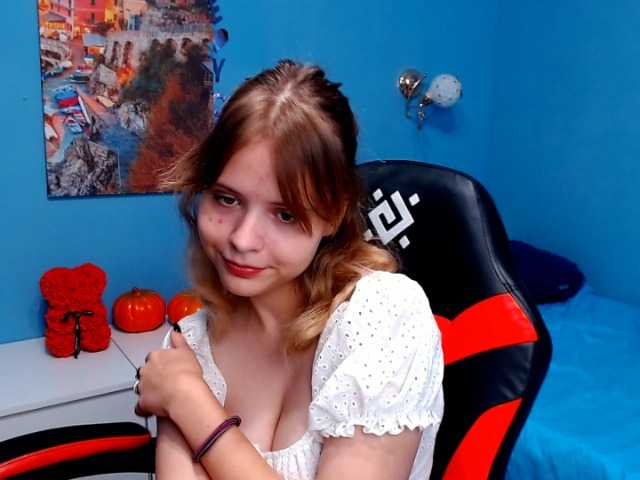 Live sex webcam photo for EshliBent #276182942