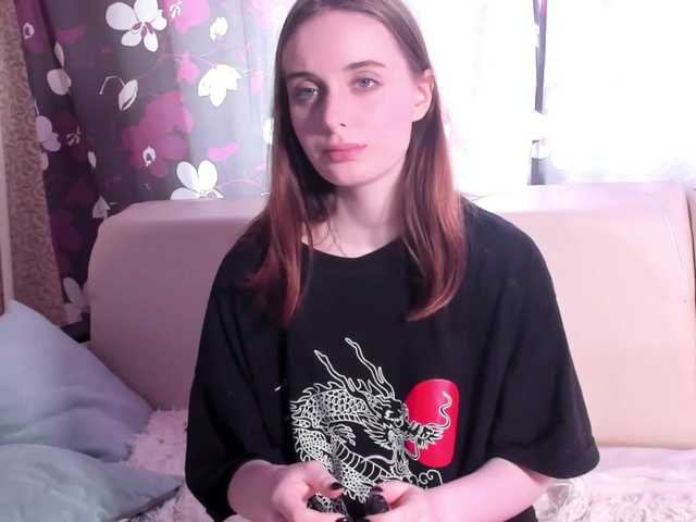 Live sex webcam photo for EshlinnBrook #273185724