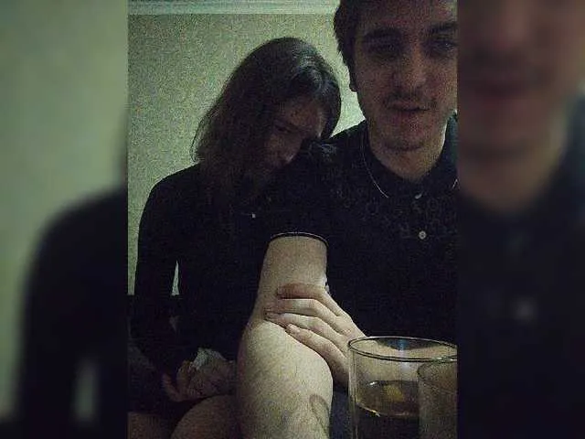 Live sex webcam photo for Eskimo #272908521