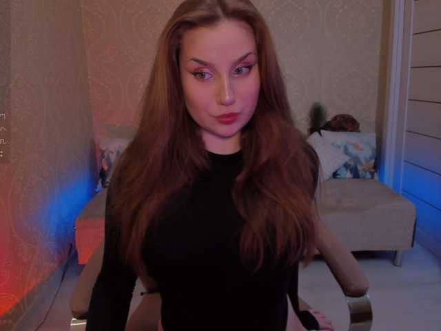 Live sex webcam photo for Esmeerrr #276650148