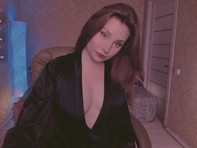 Live sex webcam photo for Esmeerrr #291235808