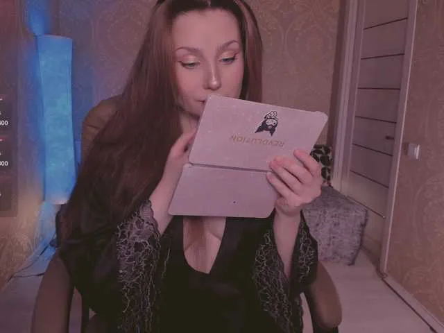 Live sex webcam photo for Esmeerrr #291297001