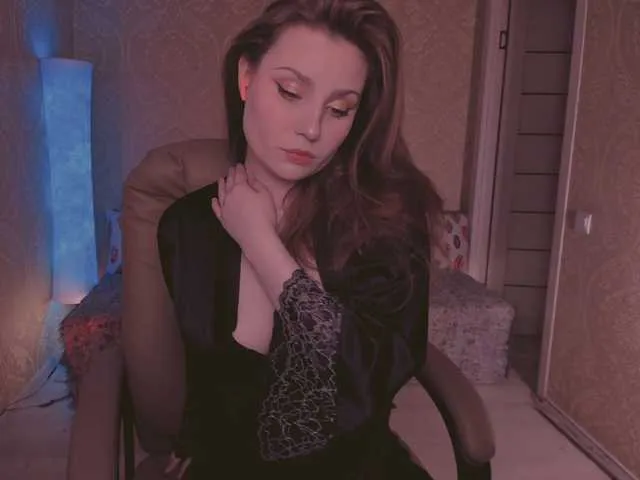 Live sex webcam photo for Esmeerrr #291619970