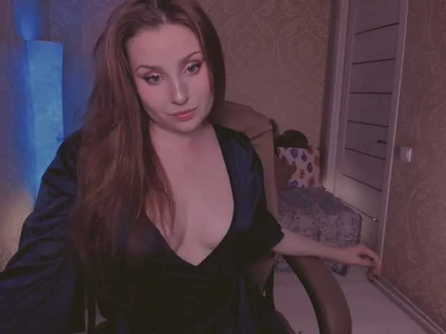 Live sex webcam photo for Esmeerrr #291697985