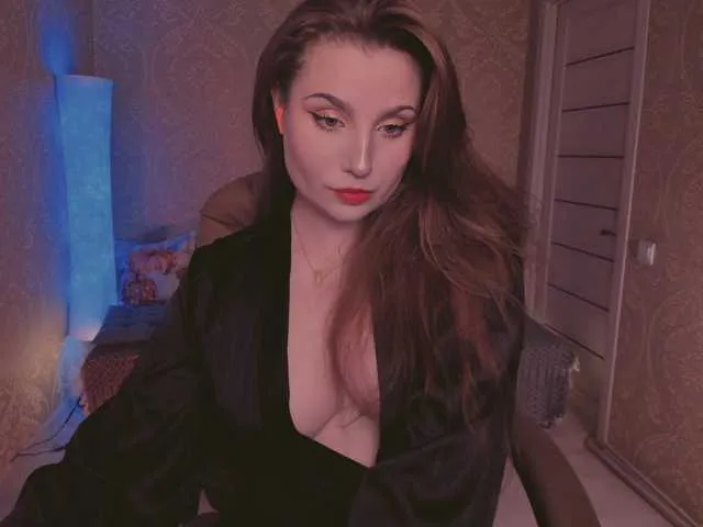 Live sex webcam photo for Esmeerrr #292210979