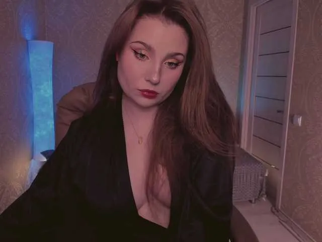 Live sex webcam photo for Esmeerrr #292292907