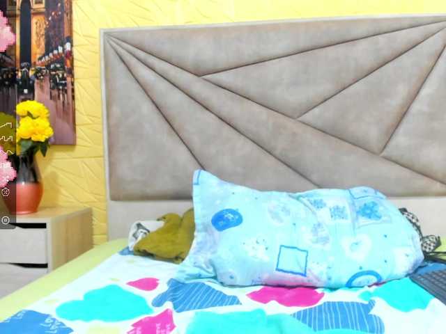 Live sex webcam photo for Esmeralda-Oik #277982060