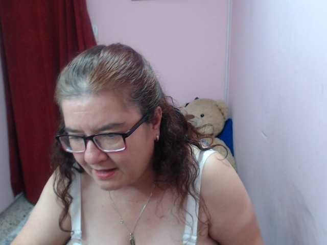 Live sex webcam photo for EsmeraldaCute #273904453