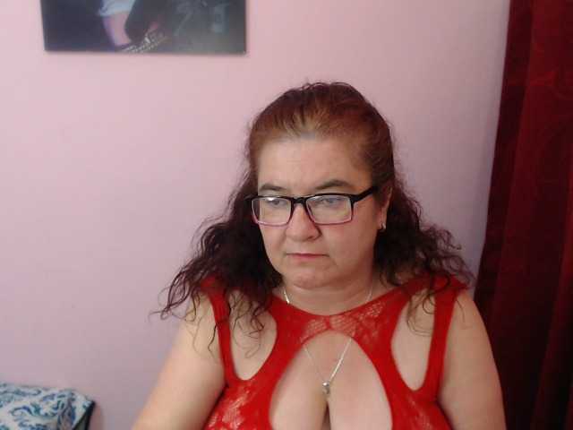 Live sex webcam photo for EsmeraldaCute #274438151