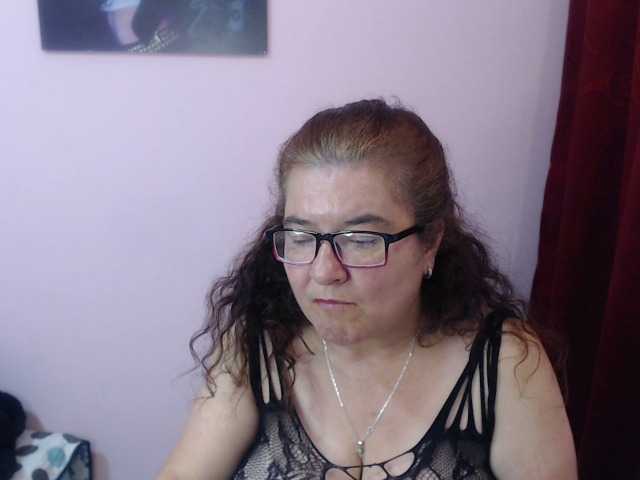 Live sex webcam photo for EsmeraldaCute #274509656