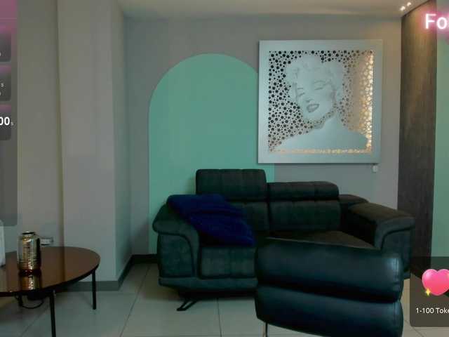 Live sex webcam photo for EsmeraldaLevy #288074895