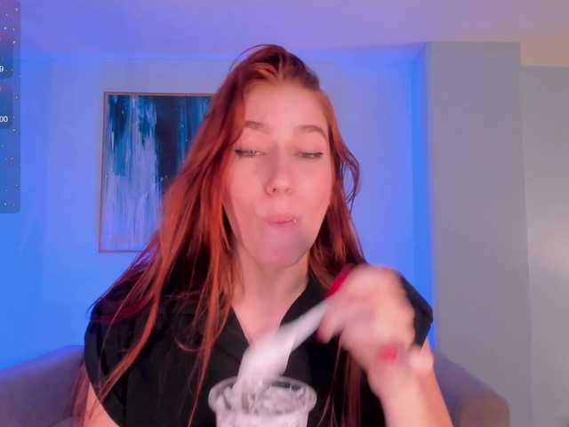 Live sex webcam photo for EsmeraldaLevy #288967926