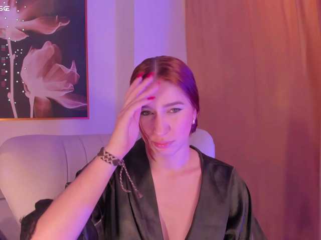 Live sex webcam photo for EsmeraldaLevy #289328699