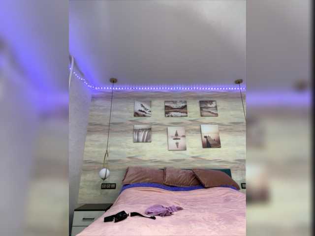 Live sex webcam photo for EssExxS #276558895