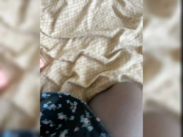 Live sex webcam photo for Essss33331 #276232877