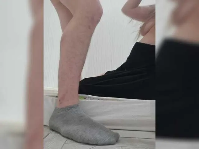 Live sex webcam photo for Essss33331 #277385395