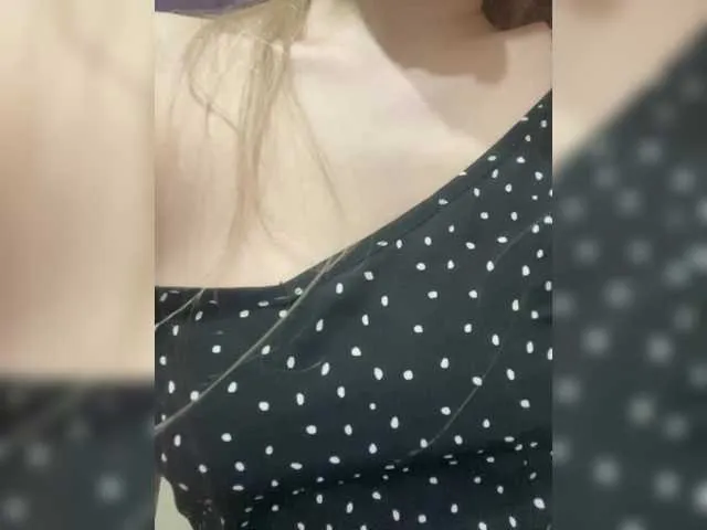 Live sex webcam photo for Essss33331 #290447187