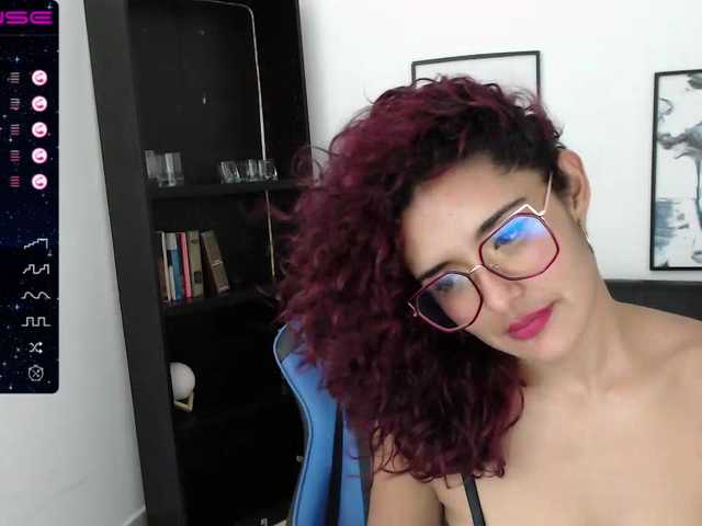 Live sex webcam photo for Estefani-purple #275520302