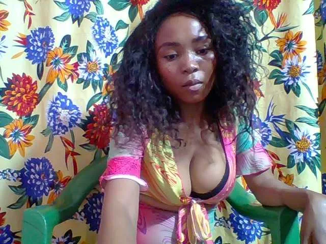Live sex webcam photo for Estelahh #291212860
