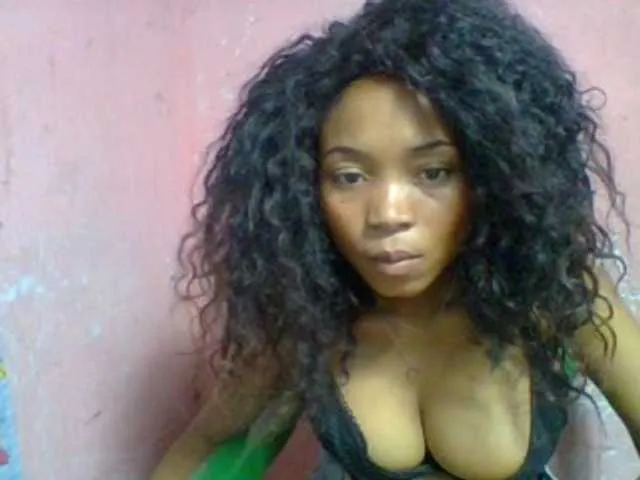 Live sex webcam photo for Estelahh #291384220