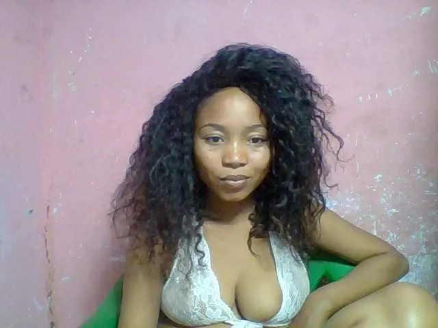 Live sex webcam photo for Estelahh #291473047