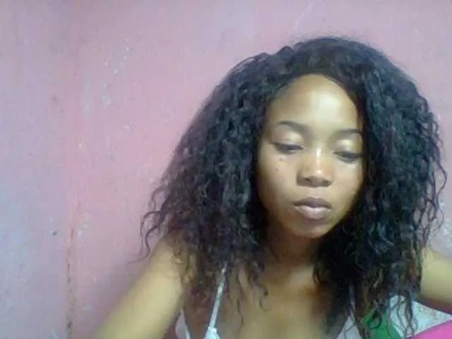 Live sex webcam photo for Estelahh #291622409