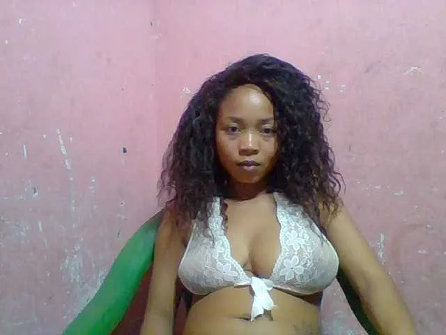 Live sex webcam photo for Estelahh #291680607