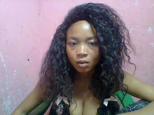 Live sex webcam photo for Estelahh #291763861
