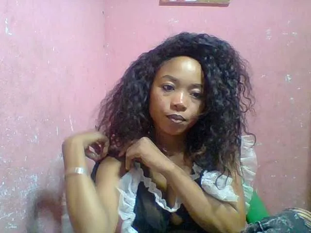 Live sex webcam photo for Estelahh #291770513
