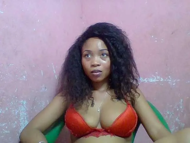 Live sex webcam photo for Estelahh #291925687