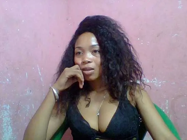 Live sex webcam photo for Estelahh #291932765