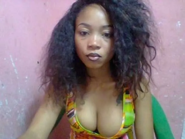Live sex webcam photo for Estelahh #292006005