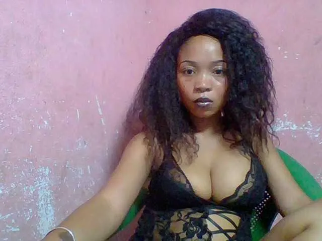 Live sex webcam photo for Estelahh #292046437