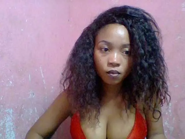 Live sex webcam photo for Estelahh #292107408