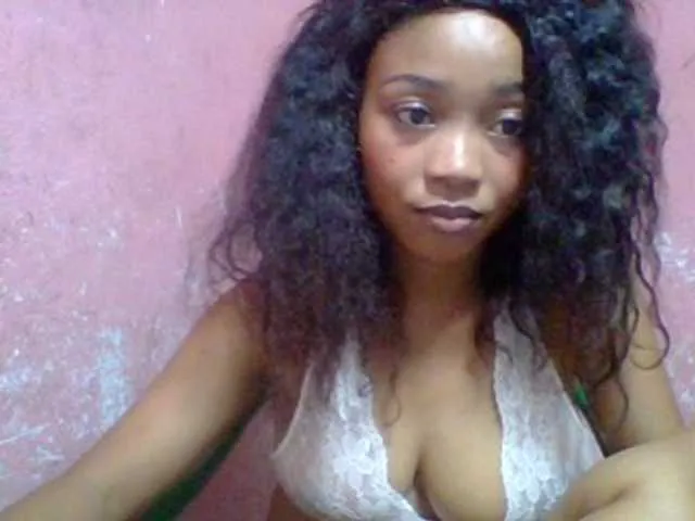 Live sex webcam photo for Estelahh #292206687