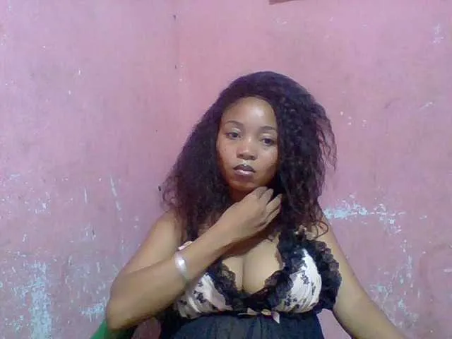 Live sex webcam photo for Estelahh #292234907