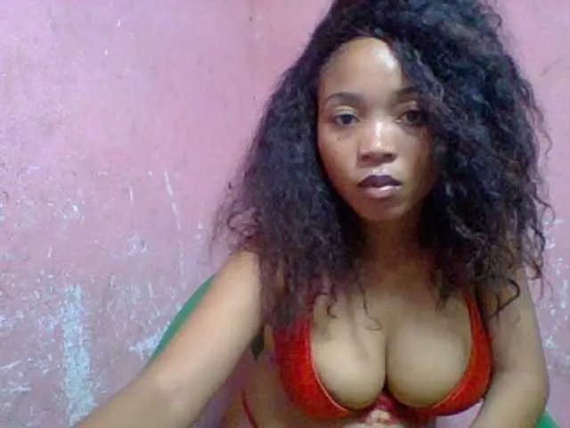 Live sex webcam photo for Estelahh #292245711