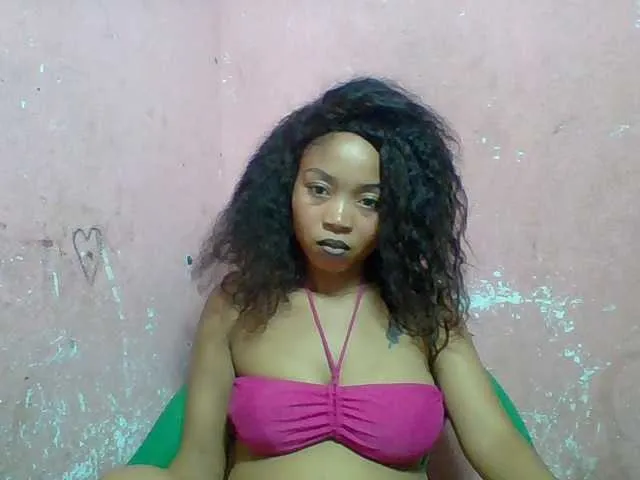 Live sex webcam photo for Estelahh #292433286