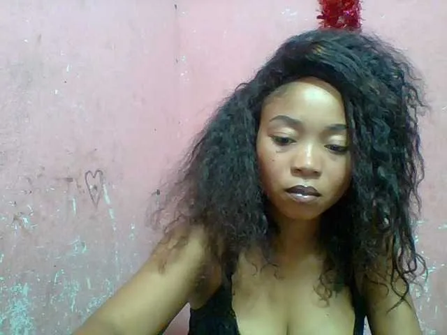 Live sex webcam photo for Estelahh #292459847
