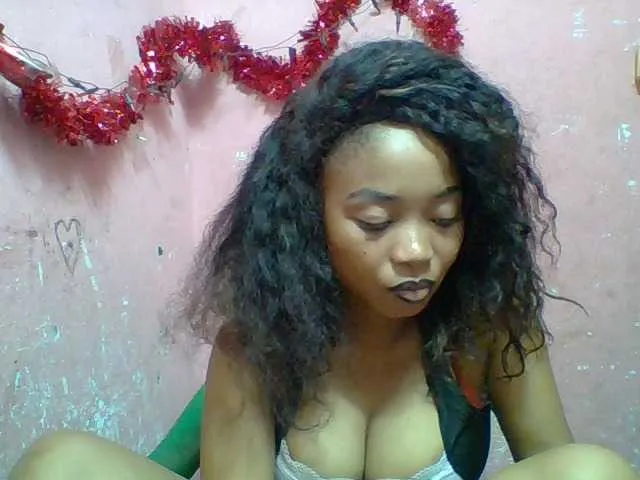 Live sex webcam photo for Estelahh #292505957