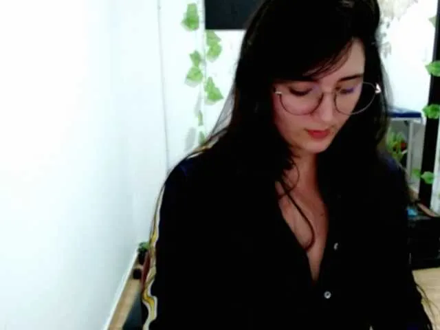 Live sex webcam photo for EstephanLaan #273996883