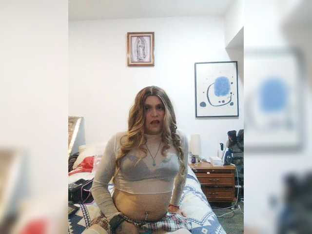 Live sex webcam photo for EstephanieAJ #290285047