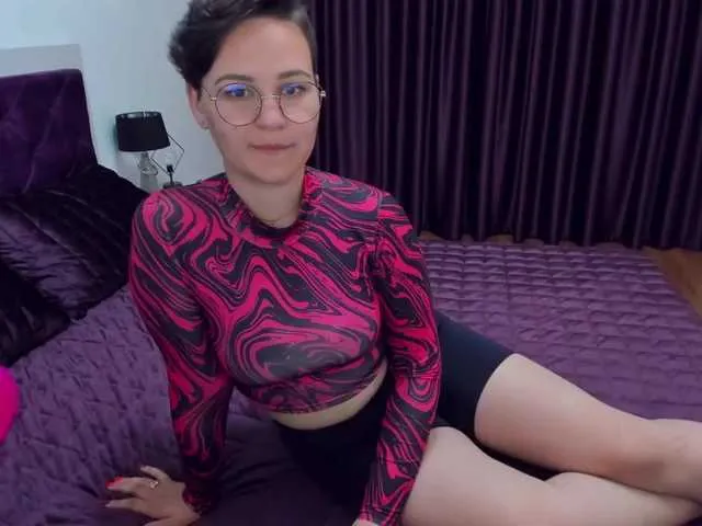 Live sex webcam photo for EsterOcean #273780903