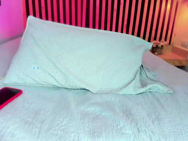 Live sex webcam photo for Esteveen-M #276325540