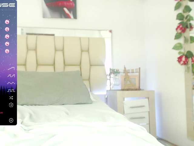 Live sex webcam photo for Esteveen-O #274430989