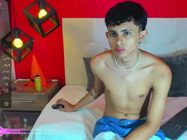 Live sex webcam photo for EthanConnors #276460637