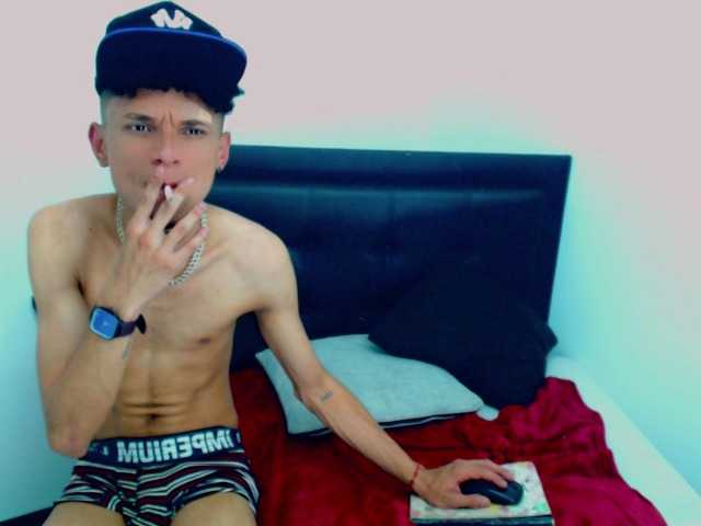 Live sex webcam photo for EthanLiam #275799861