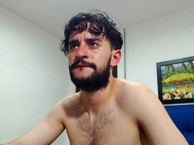 Live sex webcam photo for EthanSaenz #274493716