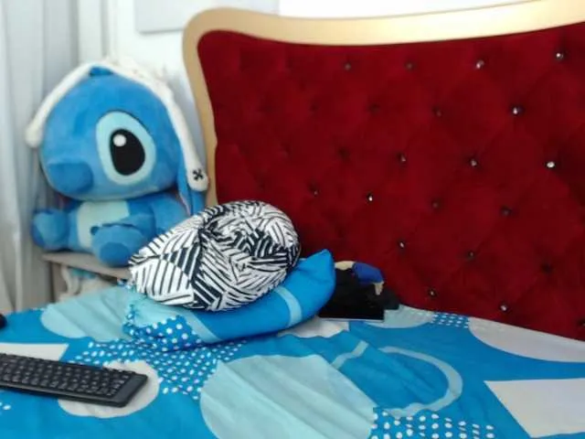 Live sex webcam photo for EthanStitch #277904068