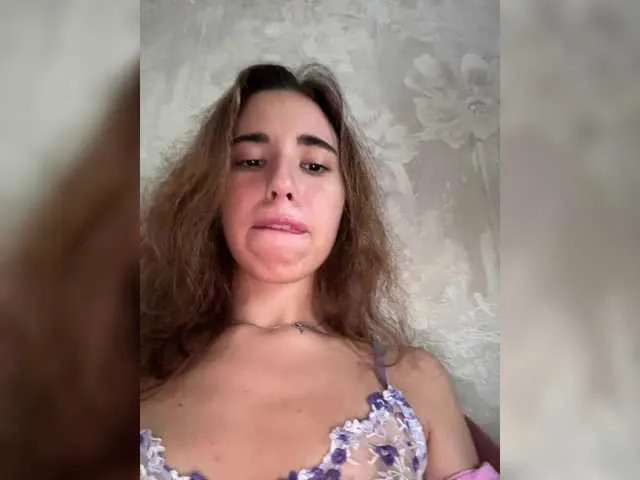 Live sex webcam photo for Etokiska #290501424